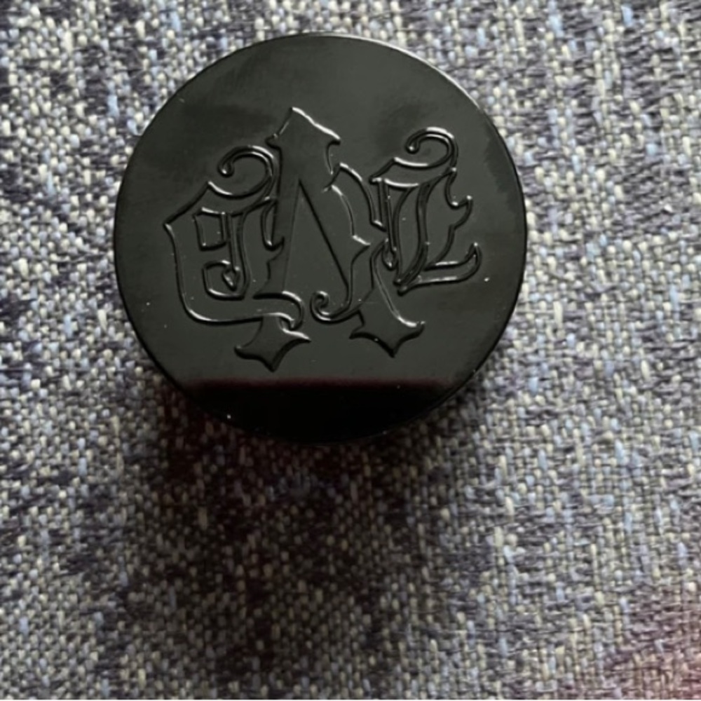 Kat Von D Lock it setting powder 1.4g/0.049oz